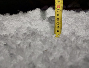 Zateplení stropu rodinného domu a zhotovení revizní lávky